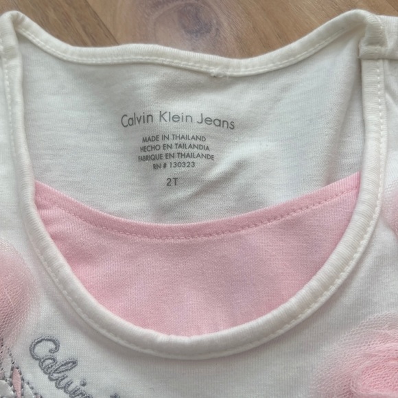 ❤️❤️Pink white DRESS SIZE 2T - Picture 3 of 5